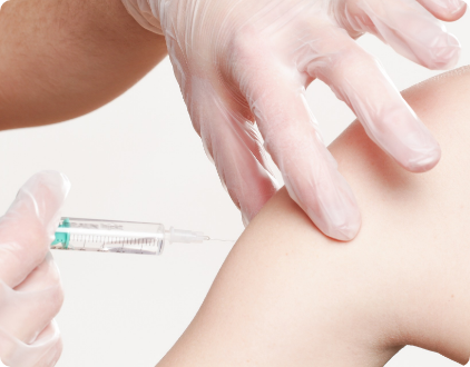 Poussées tensionnelles et Vaccination anti COVID-19